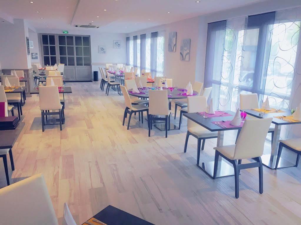 Hotel Restaurant L'Evidence นูฟชาโตว์ ภายนอก รูปภาพ