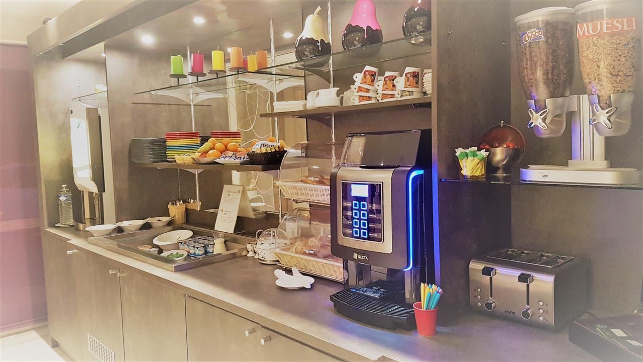 Hotel Restaurant L'Evidence นูฟชาโตว์ ภายนอก รูปภาพ